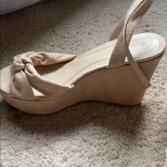 Gently Worn Wedges - Picture 2 of 2